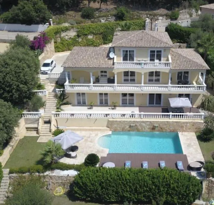 Big Villa, Independent Apartment Of 170 M Vallauris