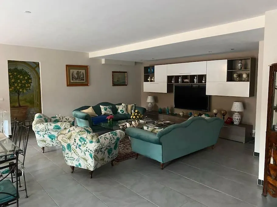 Big Villa, Independent Apartment Of 170 M Vallauris France