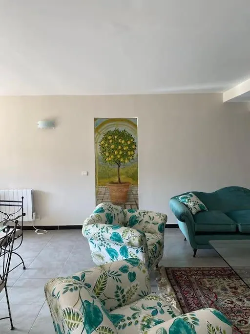 Big Villa, Independent Apartment Of 170 M Vallauris 0*,