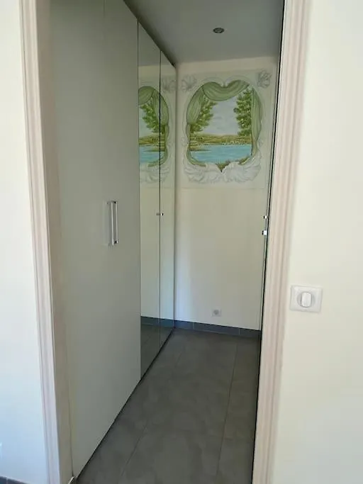 Big Villa, Independent Apartment Of 170 M Vallauris 0*,  France