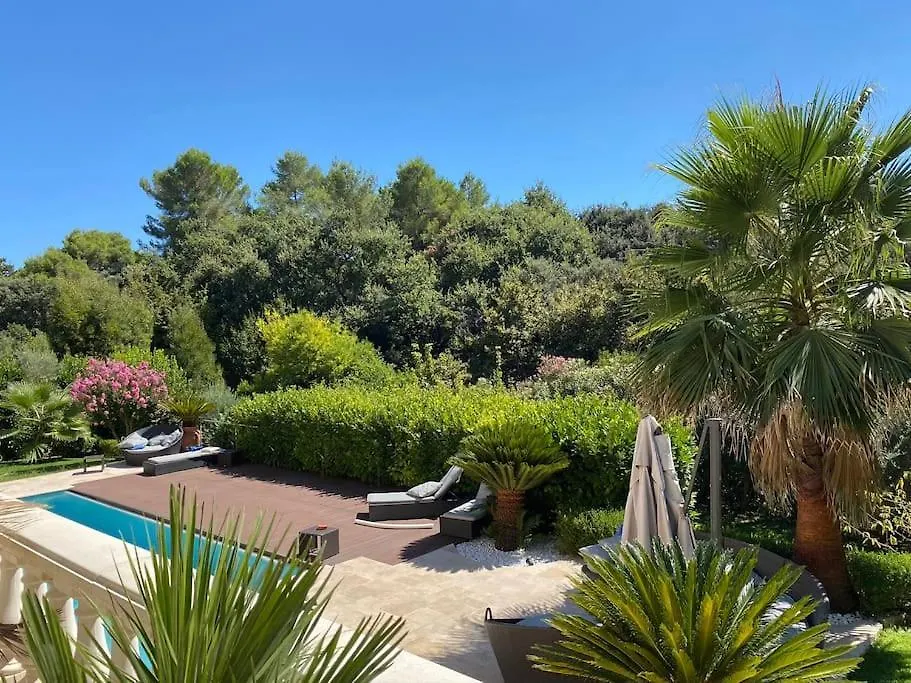 Big Villa, Independent Apartment Of 170 M Vallauris