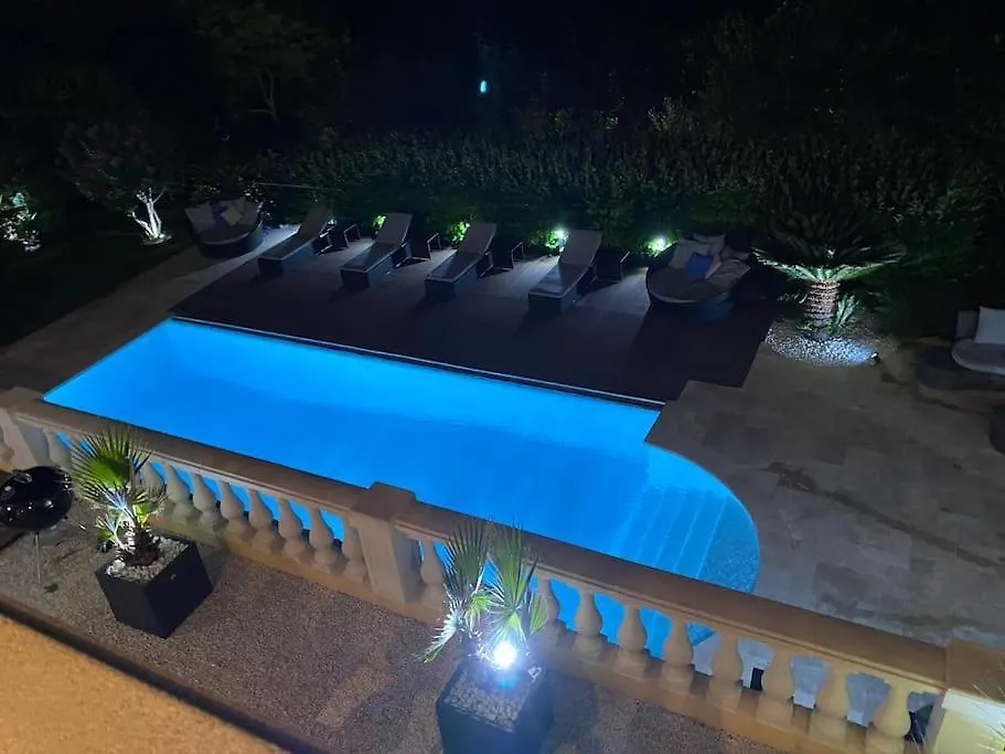Big Villa, Independent Apartment Of 170 M Vallauris