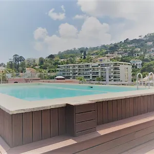  Appartement Golfe Juan - 5min Des Plages - Parking Privée - Piscine Rooftop