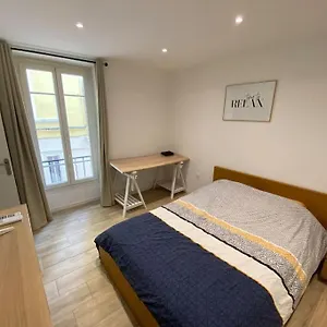  Appartement Le Coeur Du Port De Golfe Juan - Parking - Clim - Wifi